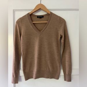 Banana Republic Merino Wool Pullover V Neck Sweater Light Brown XS